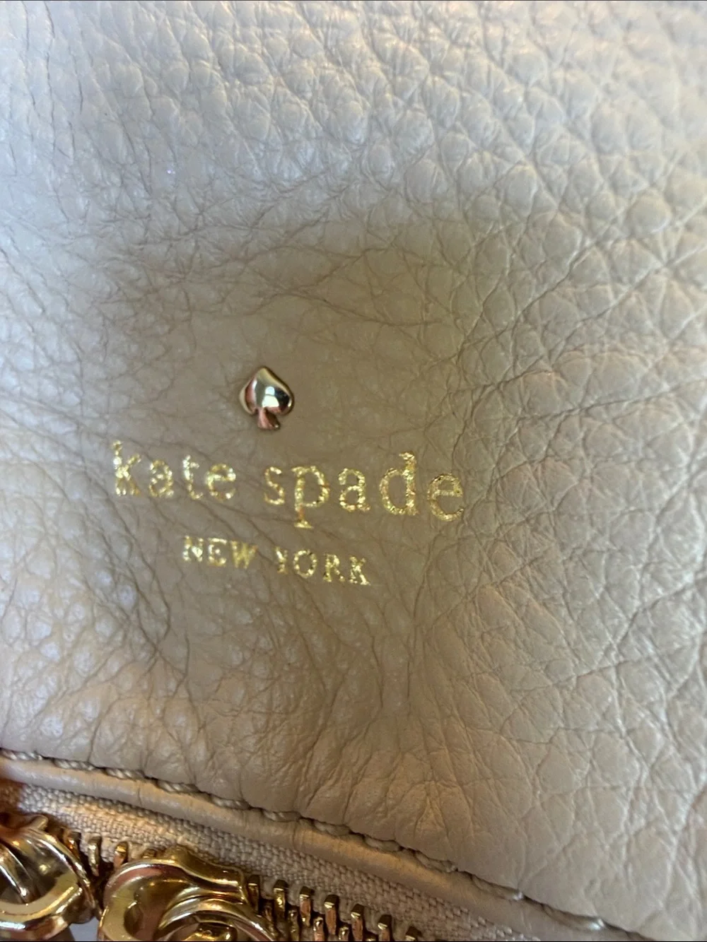 Kate Spade Old Money 2010’s Cobble Hill Leslie Slouchy Pebbled Leather Bag EUC